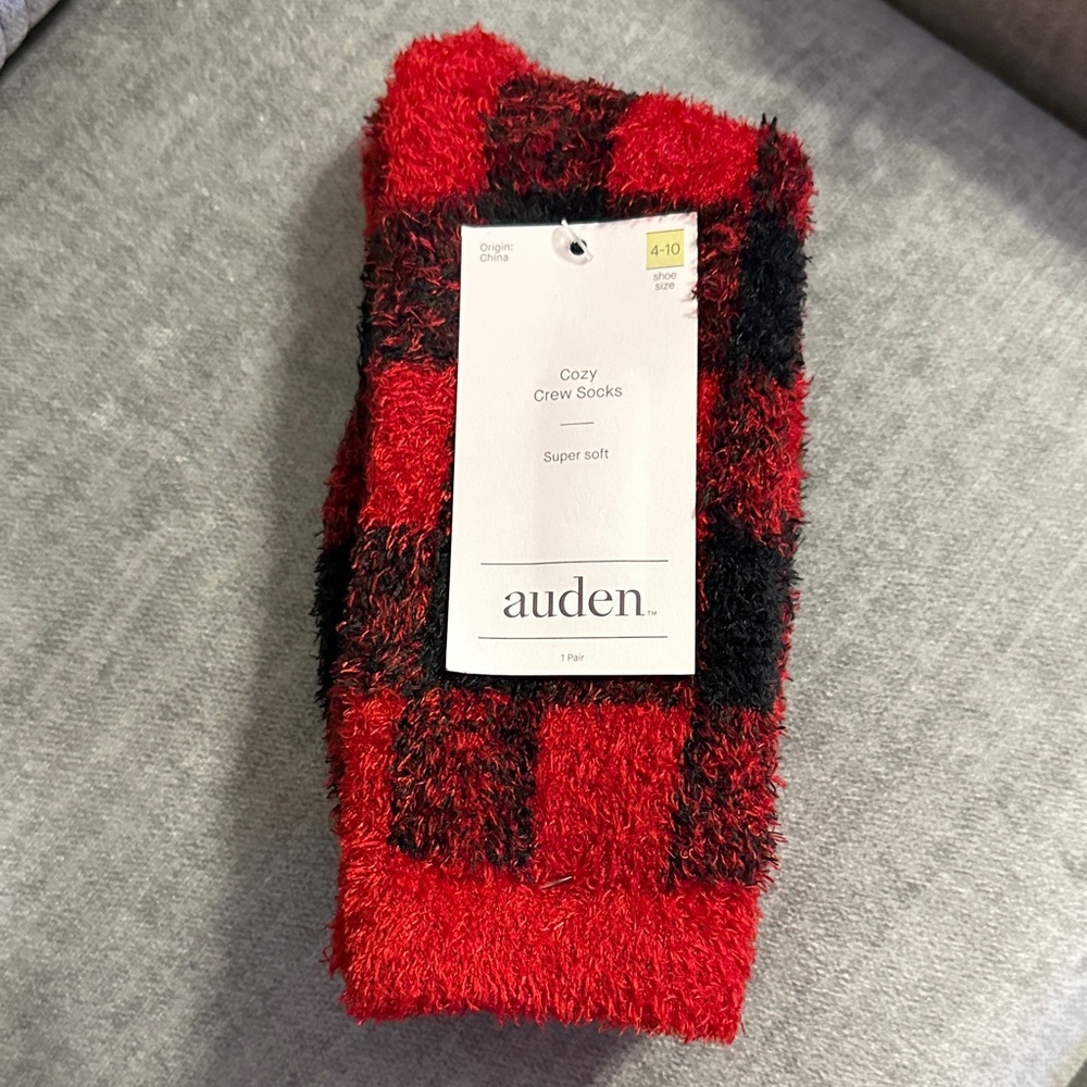 NEW! Auden Plaid Butter Socks